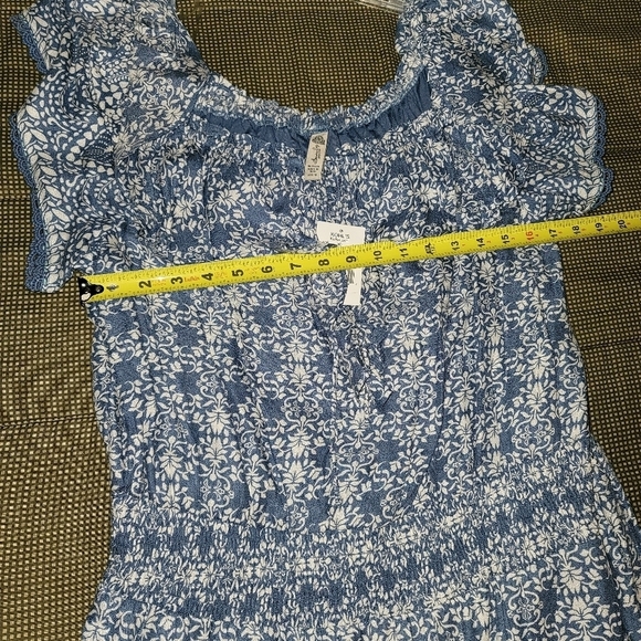 American Rag Off Shoulder Ruffle Dress- Junior 1X - Picture 13 of 16